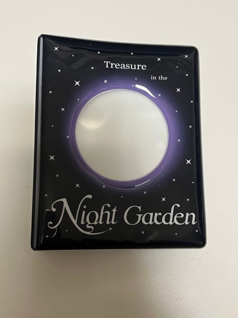 

[Б/У] Книга Treasure Night Garden Collected