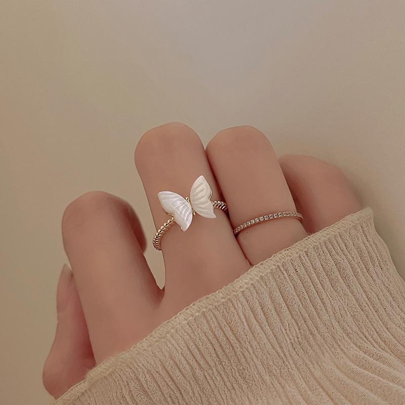 

Elegant Mother-of-Pearl Butterfly Adjustable Ring for Women - Versatile Open Design