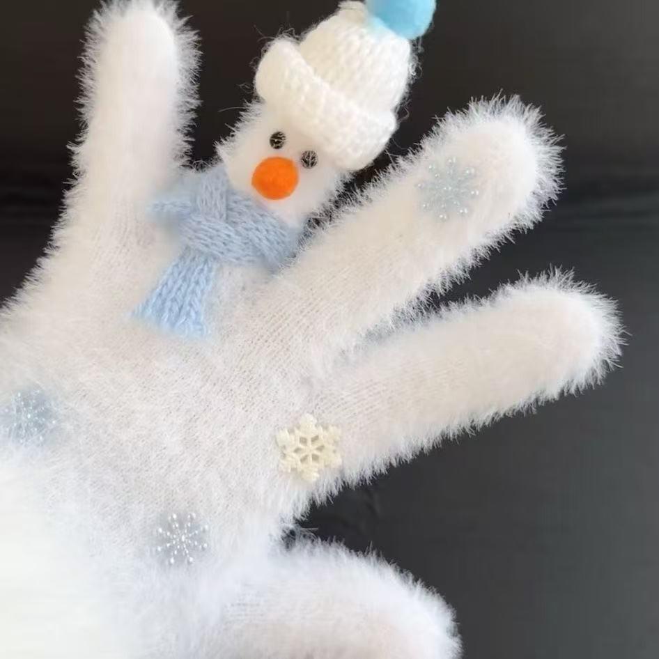 Newcomer's Discount: Women's Mink Fur Gloves - Cute, Warm Snowman Design for Winter