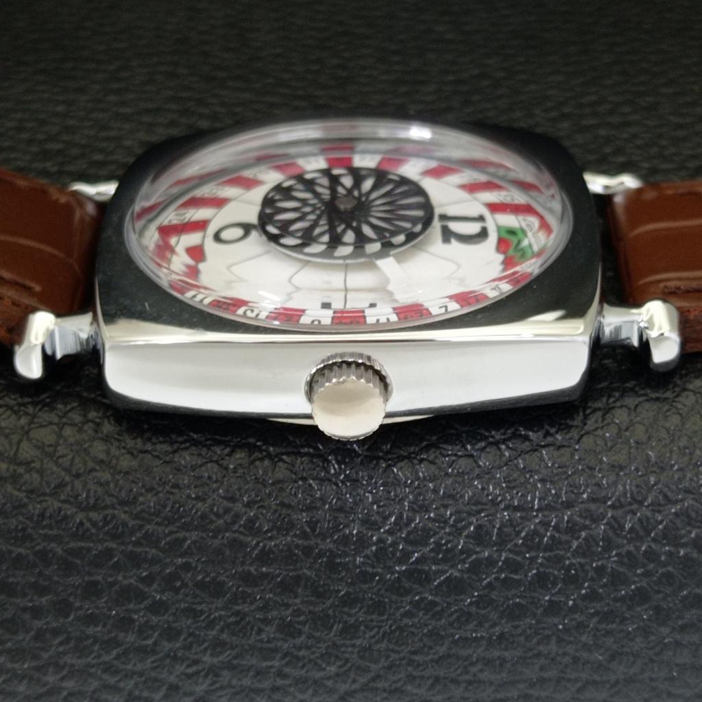 VINTAGE HAND-WINDING SWISS POKER FACE MENS REFURBISHED WHITE WATCH A700903-5 R205a-a700903