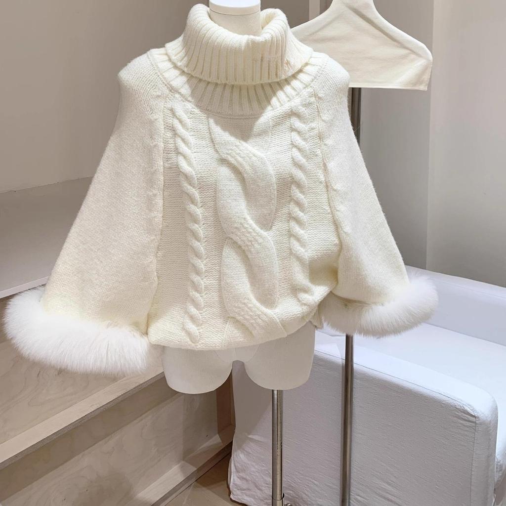 Autumn/Winter 2025 One-Shoulder Knit Cape Top