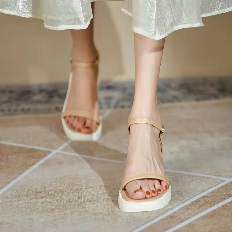 Fashion Outdoor Sabot Sandals for Women Casual New Breathable Fashion Luxury 2025 Original Vip Shoe Summer Comfortable Pvc Woman Shoes