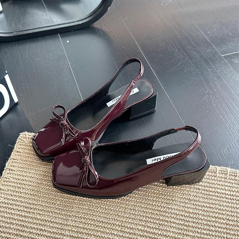 French retro square head thick heel Mary Jane shoes girl 2025 new summer versatile fairy style bag head large size sandals