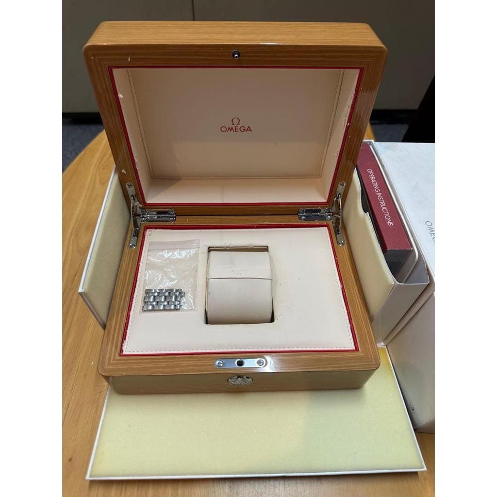 Used Omega Watch Genuine Box Case Omega Seamaster 2,300 Boxes