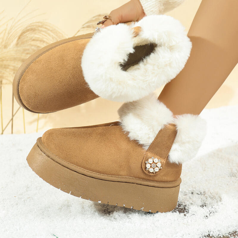 Furry Soft Thick Bottom Snow Boots Women 2025 Winter Warm Fluffy Fur Ankle Boots with Platform Pearl Decoration Designer Shoes
