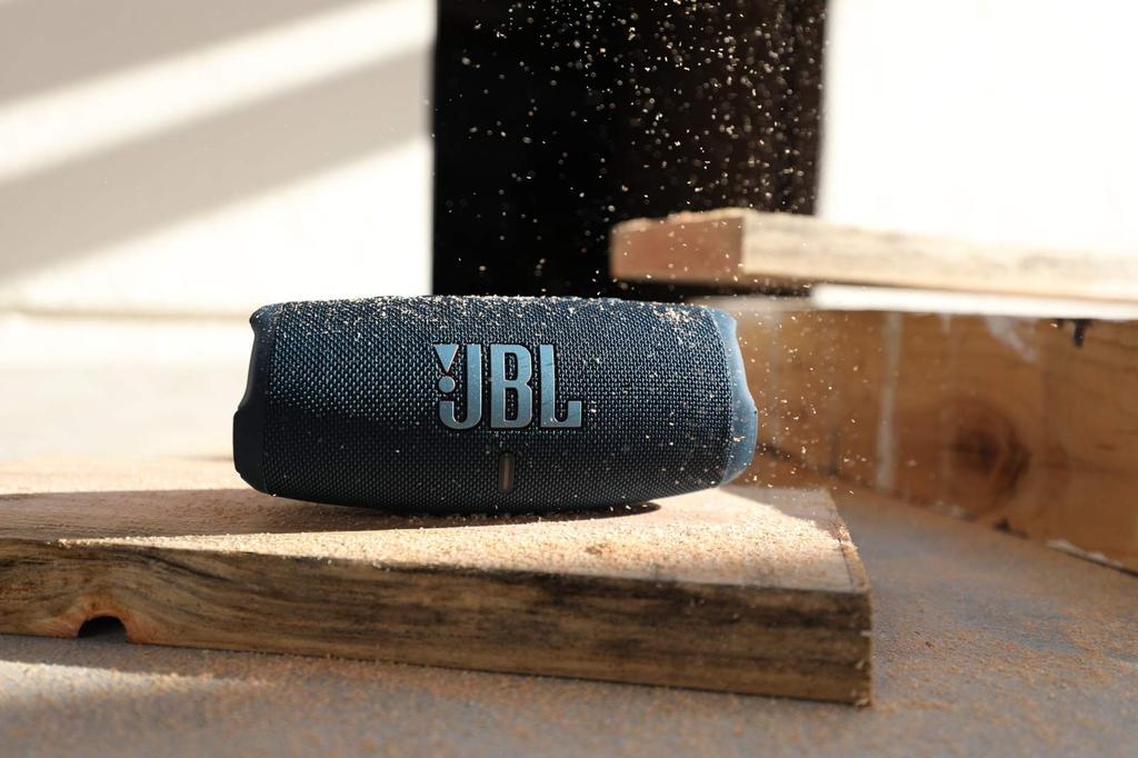 JBL Charge 5 Bluetooth Portable Speaker USB-C Charging IP67 Dustproof Waterproof 2-Way Passive Radiator Blue 2021 Model