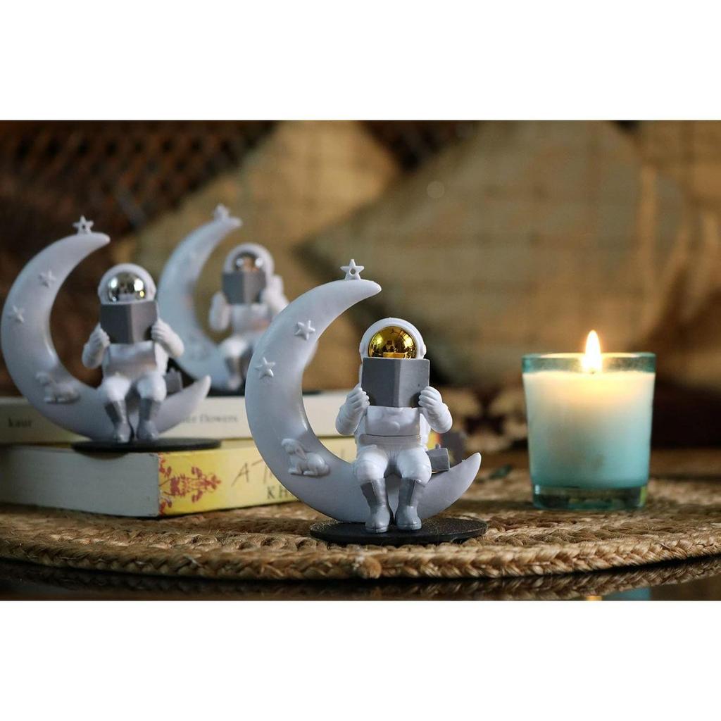 Niedliche Astronautenfigur aus dem Weltraum Actionfigur Spielzeug Statue für Ausstellungsstück Heim Wohnzimmer Dekor Büro Schreibtischdekoration Armaturenbrett