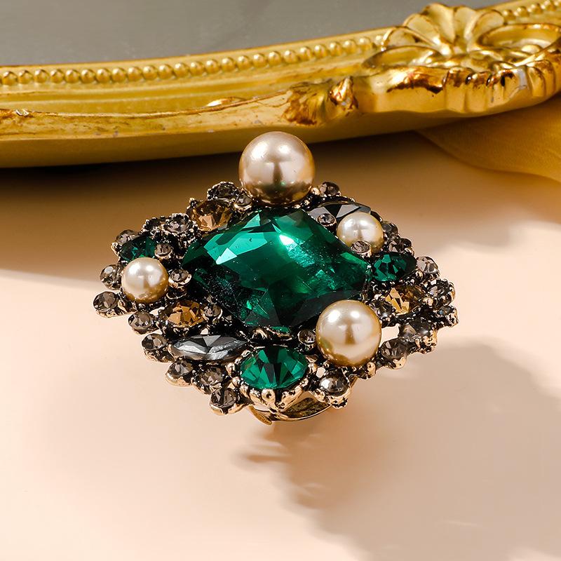 French Vintage Court Style Retro Ring - Unique Design High-end Feel