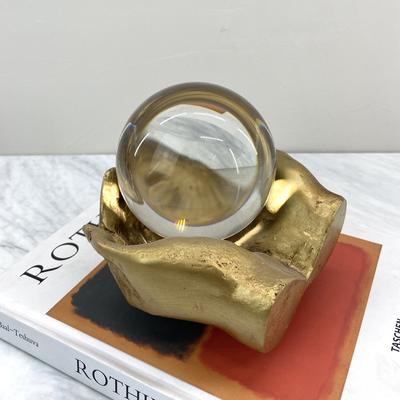 Decoración para el hogar
– Estatuillas