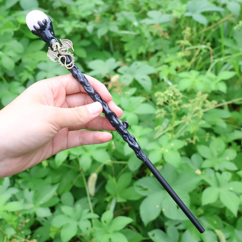 Scettro di Cristallo a Forma di Coltello, Bacchetta Magica che Unisce Cristallo a Forma di Coltello e Sfera di Cristallo, Regalo di Halloween