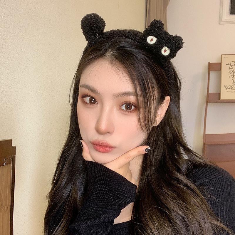 Korean-Style Handmade Black Cat Headband for Women - Cute Cartoon Hair Accessory for Face Washing & Makeup