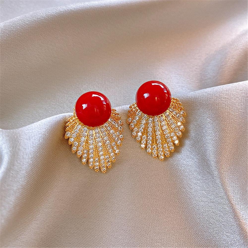 Cute Female White Red Pearl Gold Color Stud Earrings Vintage Bridal Wedding Jewelry For Women