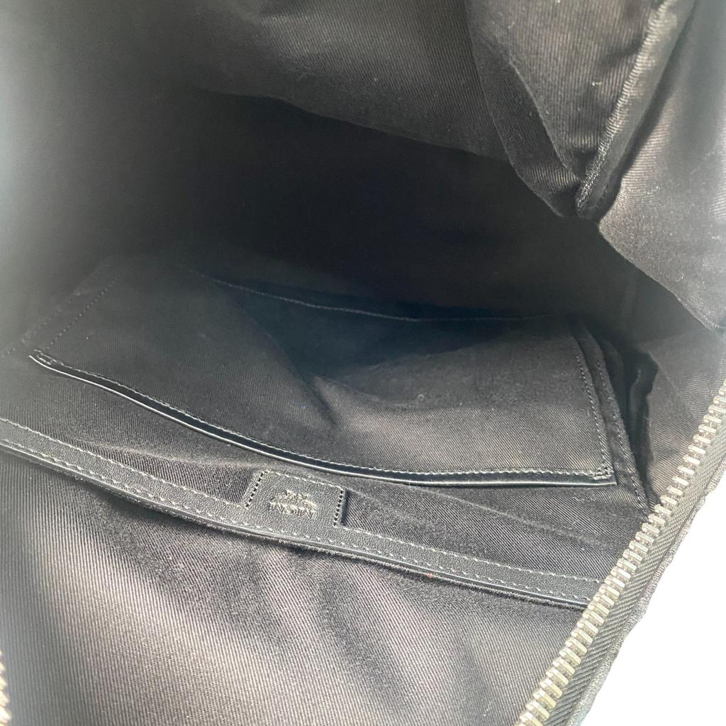 Used MCMBackpack Â· Daypack Black/white leather/Mouton Women