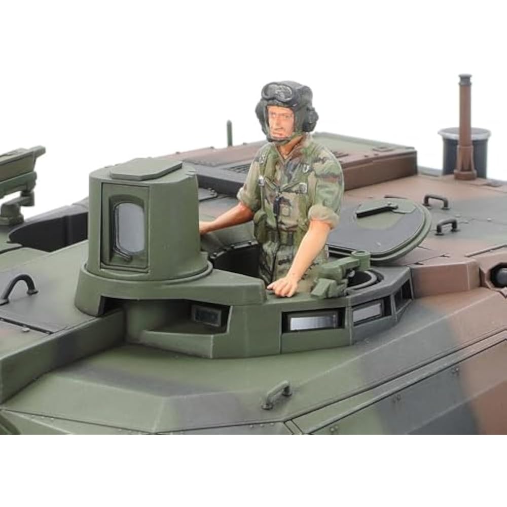 TAMIYA 1/35 Military Miniature Series No. 362 French Main Battle Tank Leclerc Series 2 Plastic Mo...