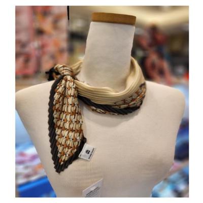 Arnaldo Basini Heart Point Pleated Scarf (ABS-2022E)