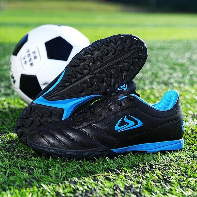 Scarpe da Calcio Professionali Uomo Sneaker da Calcio Adulti Indoor Futsal Ultraleggere Antiscivolo Sportive Resistenti all'Usura Stivali da Calcio Nuovi