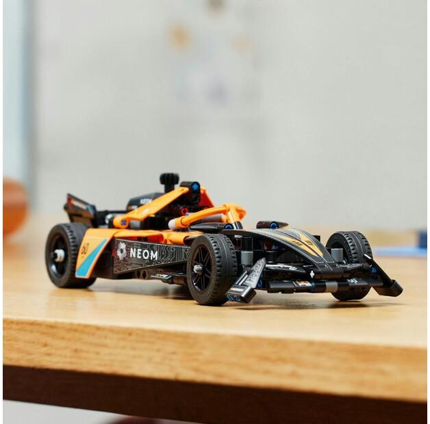LEGO Technic 42169 NEOM McLaren Formula E Závodní auto