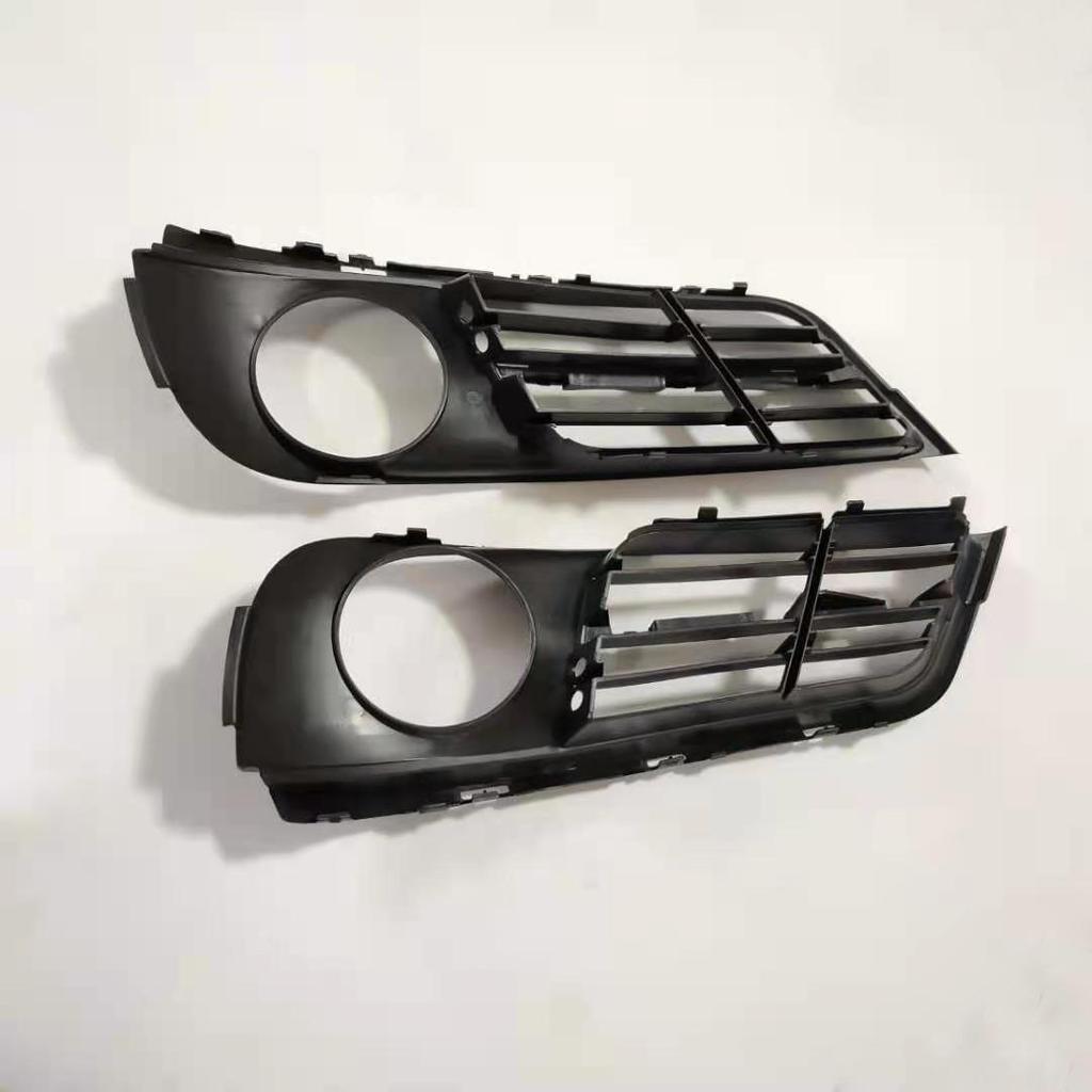Front Bumper Fog Light Frame Grille for BMW F07 (51117331673/51117331674)