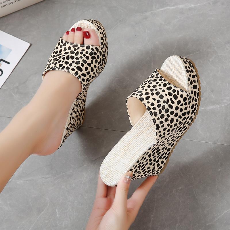 Fashion Slippers Women Heeled Sandals Ladies Shoes Heels Platform One Word Slipper Designer Wedge Suede Large Size Waterproof Summer New