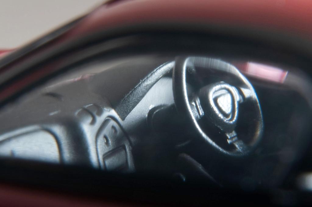 Tomytec Tomica Limited Vintage Neo Infini Type 1995 Model Red Finished Product 1/64 LV-N177c RX-7 R-S