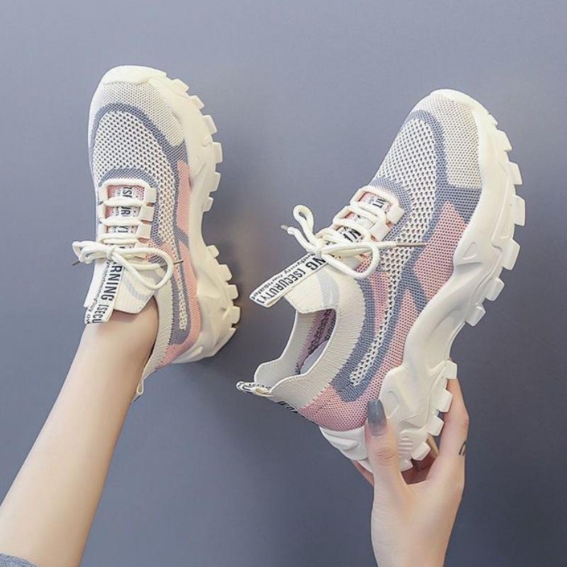 New Spring and Autumn Fly-woven Mesh Sneakers Casual Running Dad Shoes High Elasticity, Comfortable, Light Mouth and Lightweight