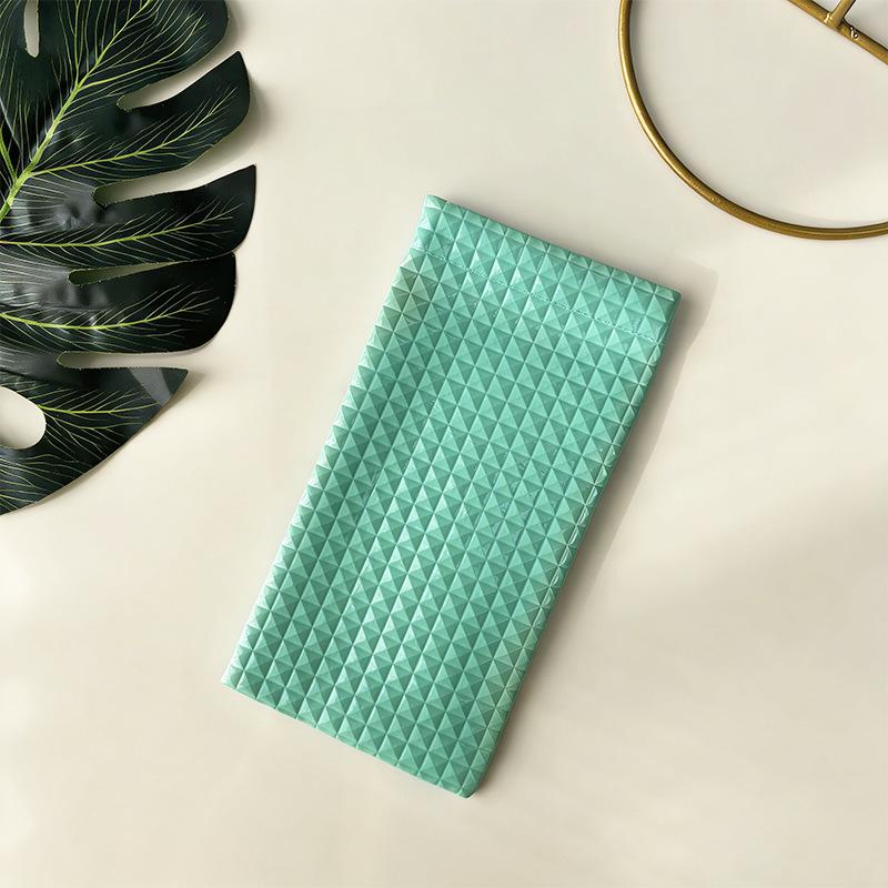 Fashionable Pop-up Glasses Bag with Automatic Closure - A Soft and Portable Women's Glasses Case