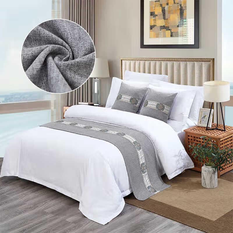 LISM Modern Hotel Bed Runner