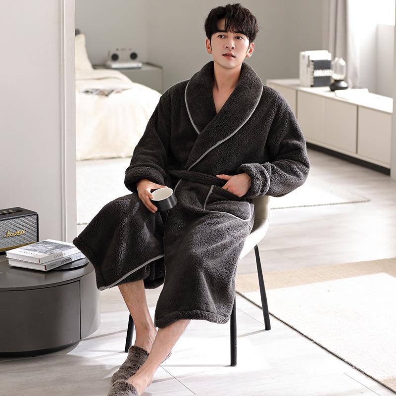 Flannel Couple's Robe: Cozy Coral Fleece Bathrobe for Men and Women - Warm, Thick, and Perfect for Winter