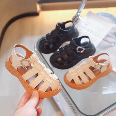 Mädchen – Sandalen & Zehentrenner