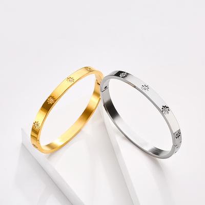 Βραχιόλι 18K Golden Girlfriend Το βραχιόλι Eight Mangxing Titanium Steel δεν πέφτει στο χρώμα της γυναίκας