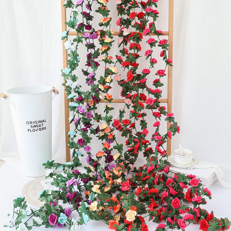 Künstliche Kirschblütenranke - Seidenblume mit 45 Rosenknospen zur Decken- oder Wandhängedekoration