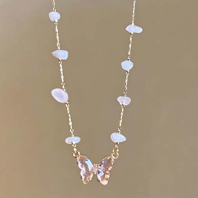 Guofeng Delight: Subculture Gradient Crystal Butterfly Clavicle Chain.