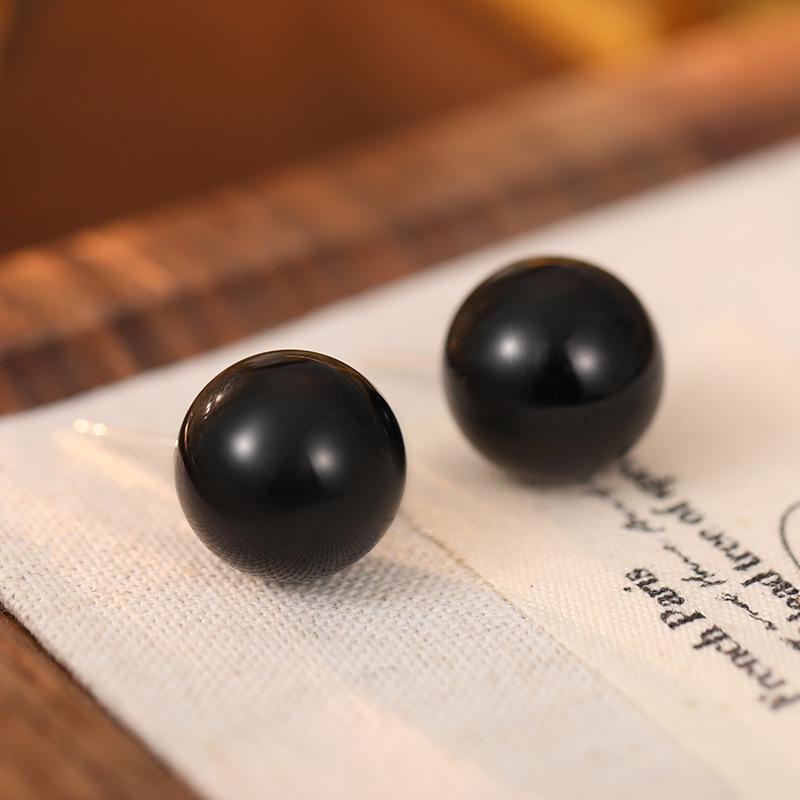 Brincos de Ágata Negra Coreana de Prata para Mulheres - Simples, Elegante, Versátil, Pequena Jóia de Declaração