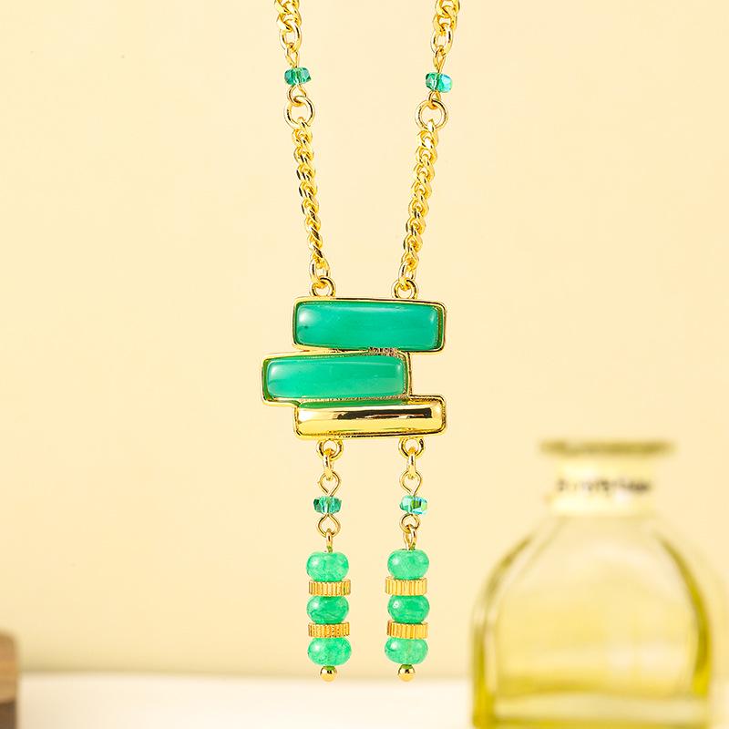 

Elegant Green Glazed Tassel Pendant Necklace—Chinese Ethnic Style for Women