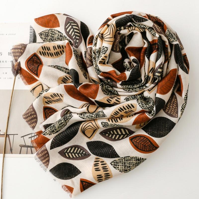 Fashionable and Simple Commuting Style Cotton and Linen Hand Scarf Plant Leaf Breasted Scarf Thick Shawl