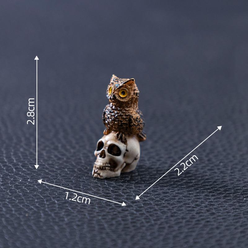 Halloween Scary Ghost Ornament Mini Resin Bone Skull Coffin Chair Statue for Holiday Party Tabletop Decor