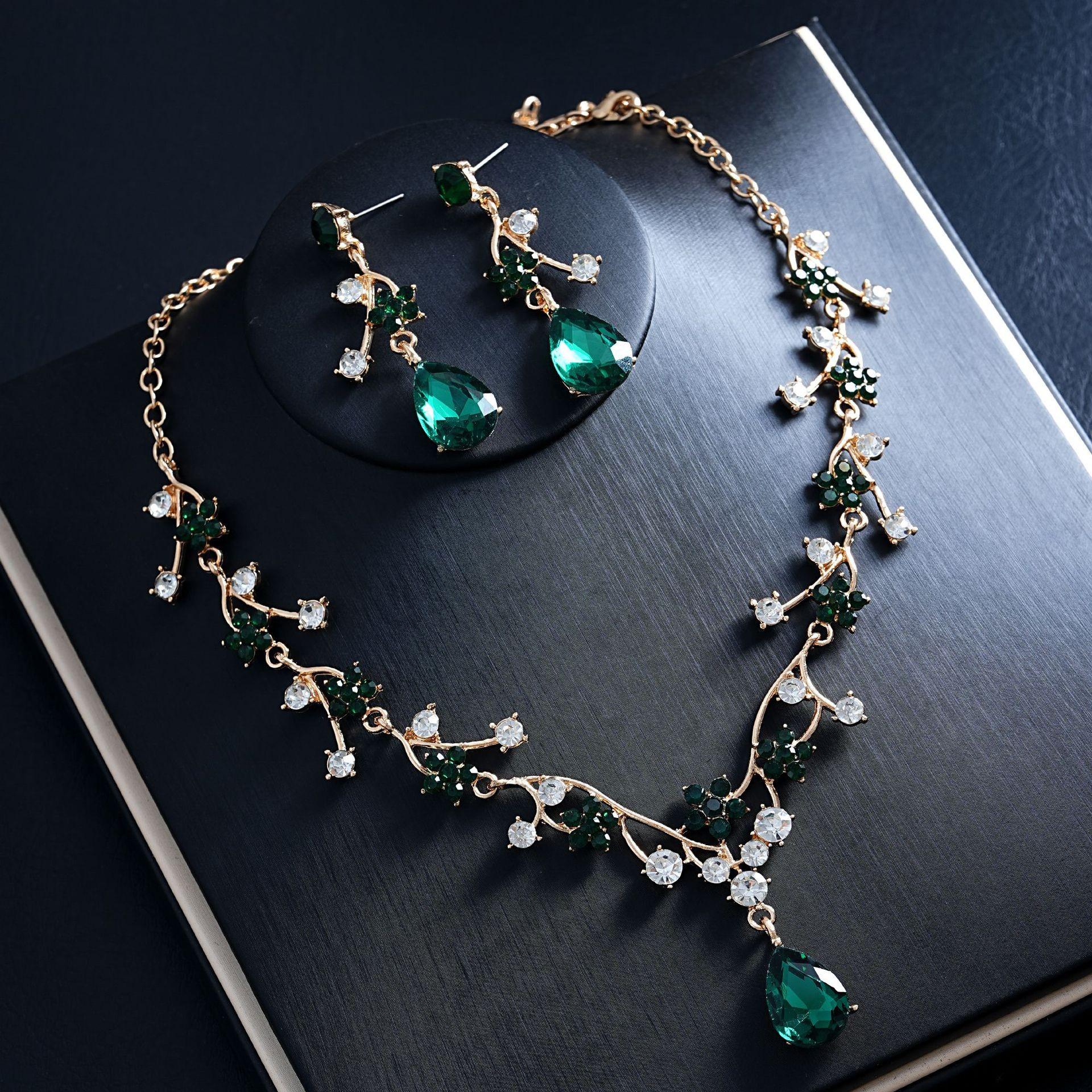 Elegant Wisteria Flower Rhinestone Jewelry Set: Necklace  Earrings for Brides