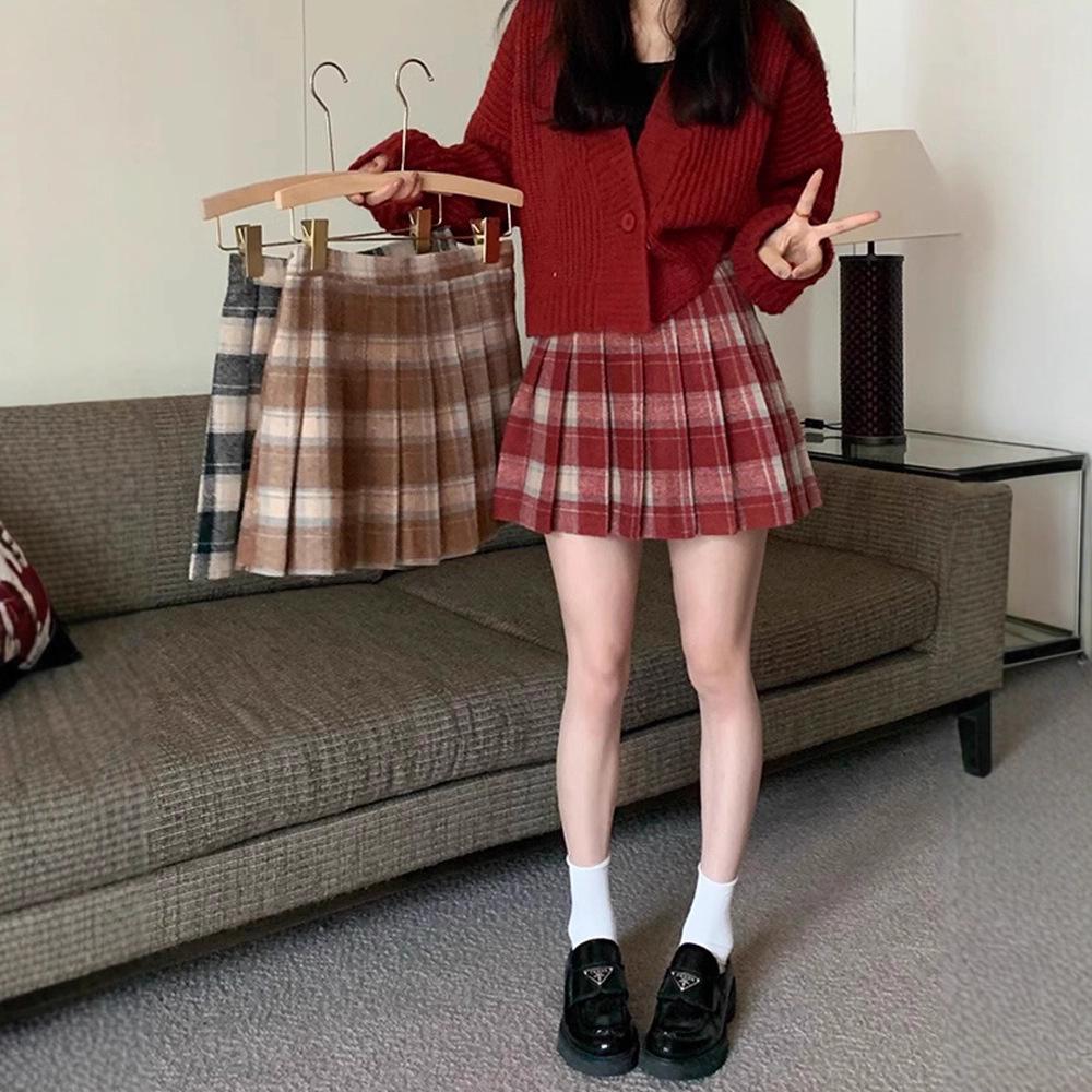 Červená plisovaná midi sukně áčkového střihu ze směsi vlny na jaro a podzim - Vysoký pas, novoroční styl