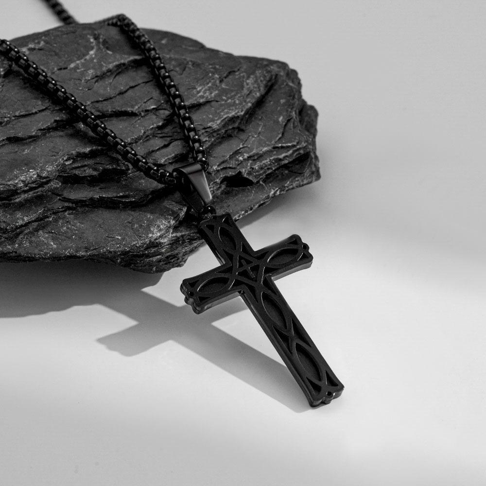 2026 Irish Knot Cross Pendant Simple Trendy Men's and Women's Cross Necklace Ornament