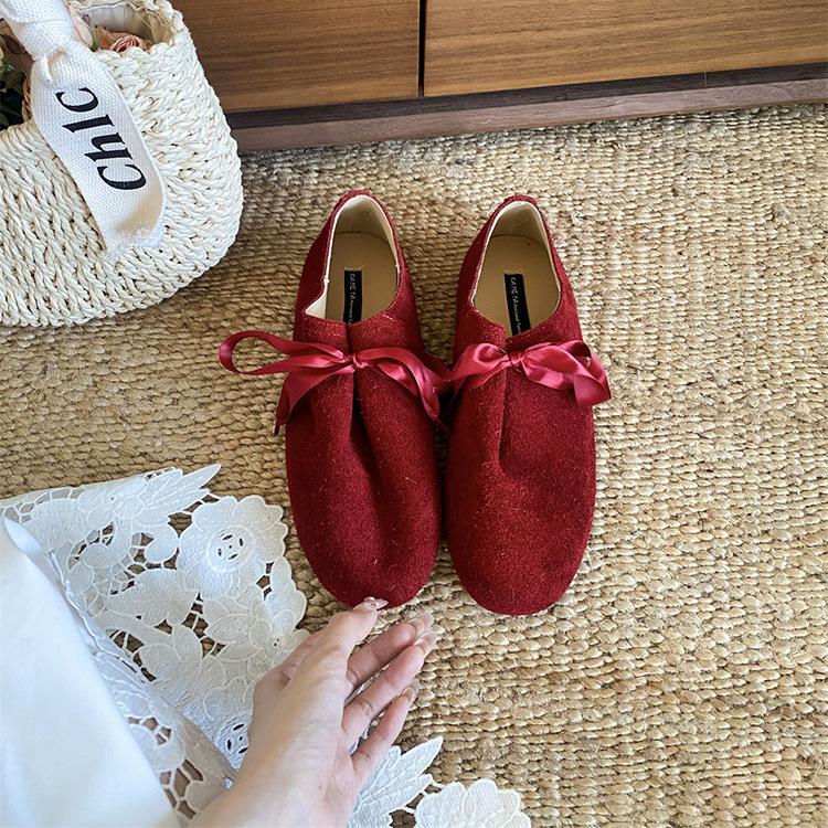 Leather soft-soled French retro shallow mouth flat-soled single shoes women's 2025 gentle evening wind Mary Jane women's shoes Doudou shoes tide