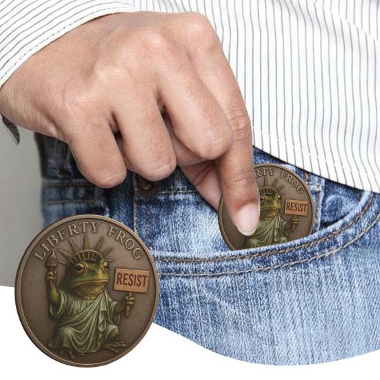 Portland Frog Coin Bronze Liberty Frog Challenge Coin Collectible Frog Resist Coin Symbol of Courage Inspirational Gift for Collectors Art Lovers