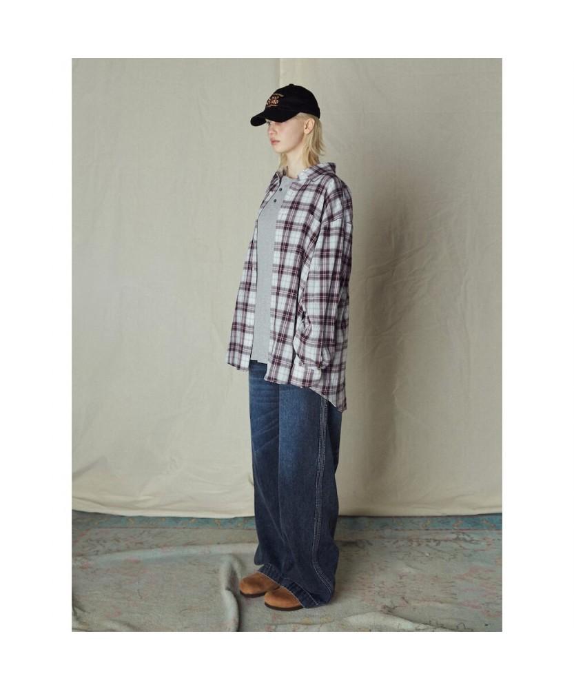 Saendeusaundeu (Unisex) Big Check Oversized Shirt Wine