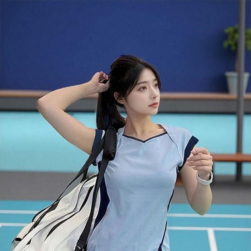 Womens Stylish Color-Block Badminton Top Skirt Set Sportswear Court Training Tournament Wear