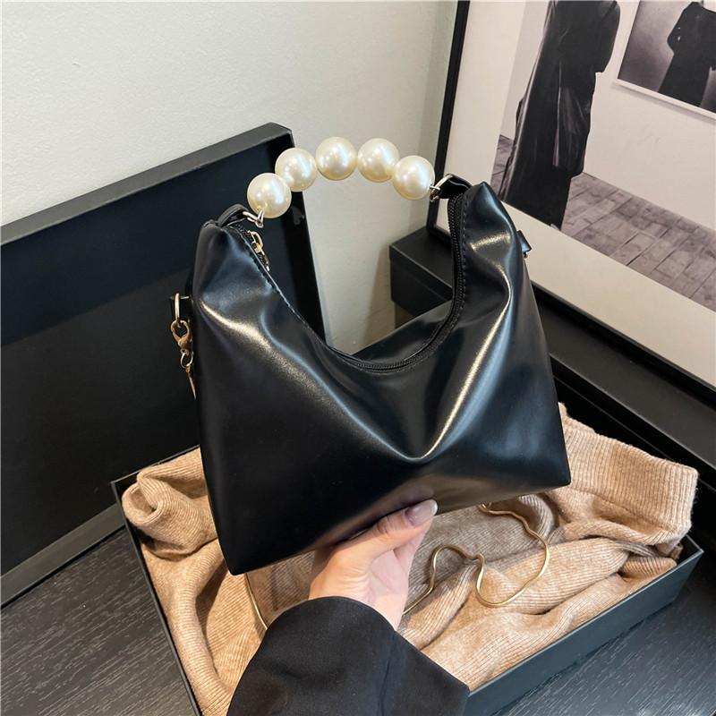 Premium Sense Pearl Temperament Handbag Women's New Exquisite and Beautiful Chain One Shoulder Messenger Bag Dumpling Bag