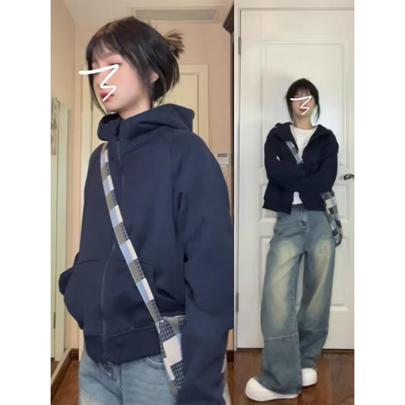 

Женская укороченная куртка-толстовка с капюшоном темно-синего цвета - Топ для миниатюрных с прямым плечом на весну и осень 2025 Extra Large