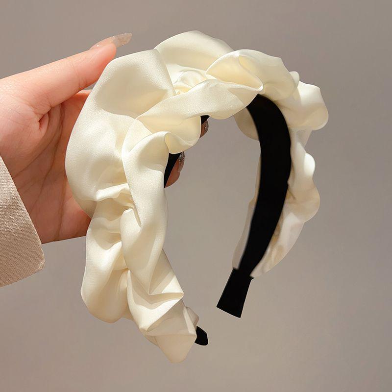 Women's Wide-Brimmed Pleated Frilly Headband for Face Washing, Celebrity Style, Cloud-Scrunchie Design