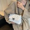 2024 Women's Retro Diamond Lattice Chain Crossbody Bag - Fashionable Small Square Shoulder Bag