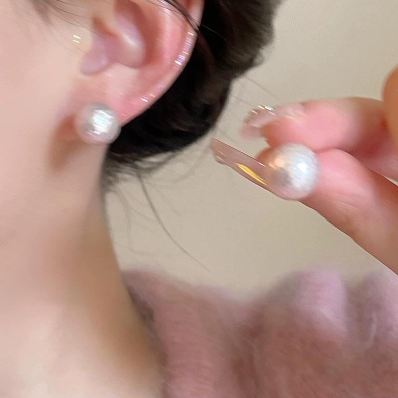 2024 Bunte Schneeflocken Perlen Ohrstecker - Leichter Luxus & Sanfter Stil für Frauen