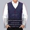 Herrväst i Plusstorlek av Bomull - Höst/Vintervärme med Sammetsfoder, Klassisk Ärmlös Stil för Medelålders Mode.