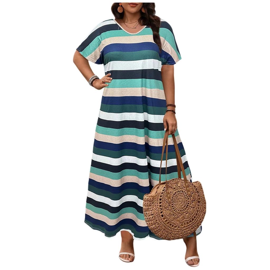 Women's Fashionable And Trendy Temperament Printed Hem Slit Dress In Large Size